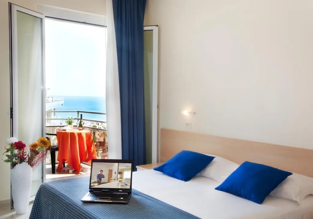 Hotel Fantasy Rimini 3*,  Italien